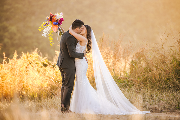 Plan my Wedding Whitsundays Beautiful Couple