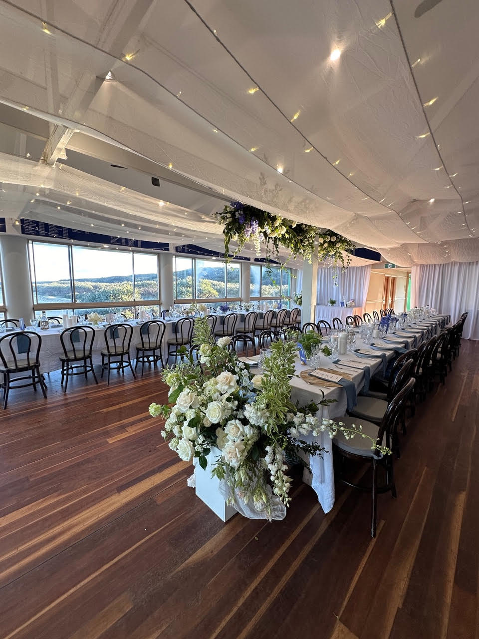 Stradbroke Island Weddings Table Arrangement